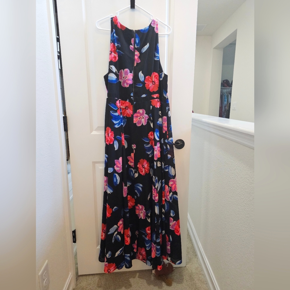 Torrid Floral Print Georgette High Neck Maxi Dress - Picture 8 of 8